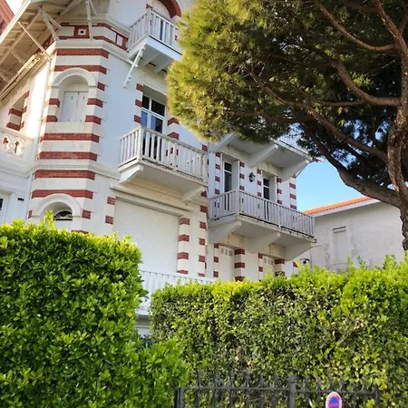 Falaise De Pontaillac Vaux-sur-Mer Exterior photo