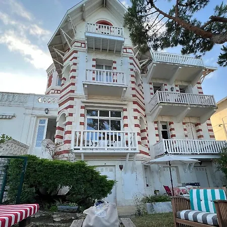 Falaise De Pontaillac Vaux-sur-Mer Exterior photo